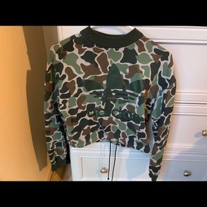 Adidas Cropped Sweatshirt